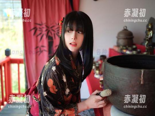 Jang Joo(장주)办公室最新图集：各种姿态都不如你一个眼神